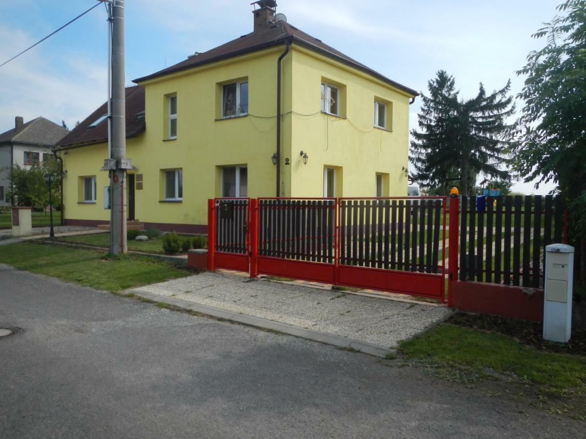 Apartmany Sarka Ujezd U Hradce Kralove Hradec Kralove Luaran gambar